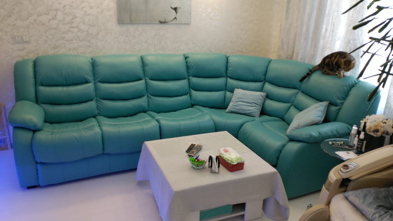 Перетяжка дивана на дому. Шеметово